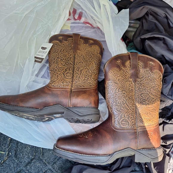 Ariat Shoes - Ariat Floral Embossed Leather Boots